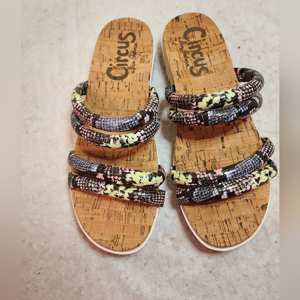 Circus by Sam Edelman Women's Narina MultiColor Size 7 Sandals Slip On
